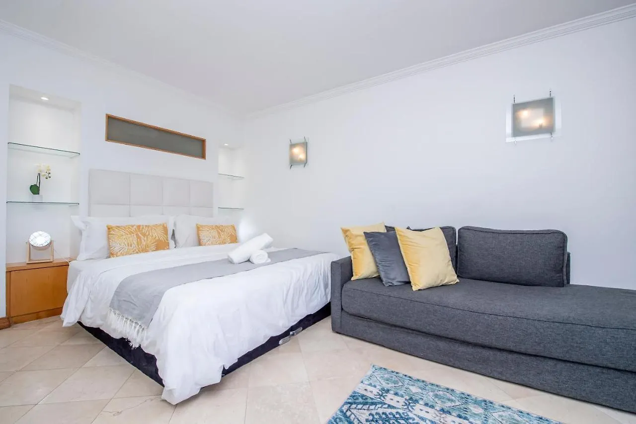 Clifton Beach Studio Apartment Cape Town